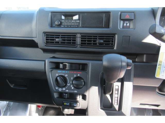 DAIHATSU HIJET CARGO 2024