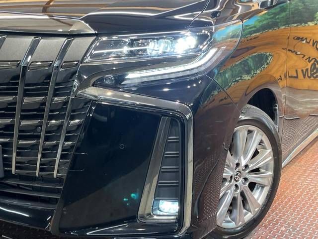 TOYOTA ALPHARD 2022