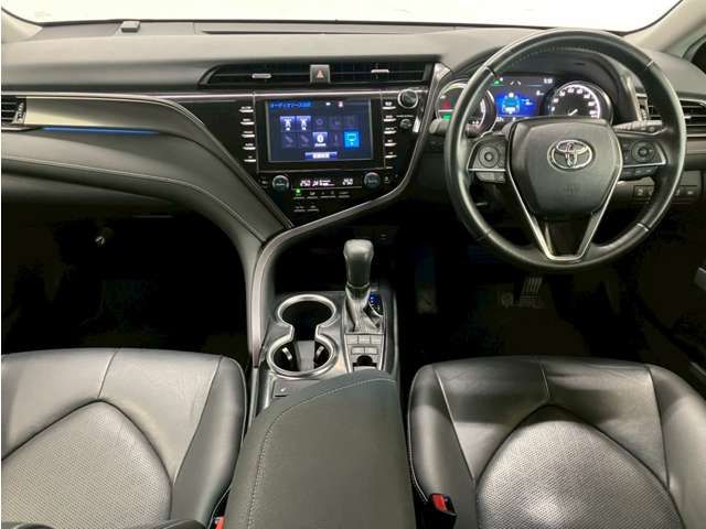 TOYOTA CAMRY HYBRID 2019