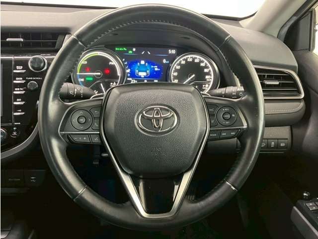 TOYOTA CAMRY HYBRID 2019