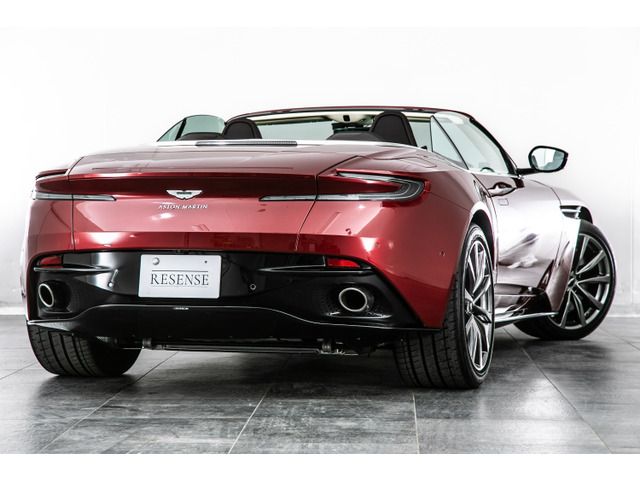 ASTON MARTIN ASTON MARTIN open 2019