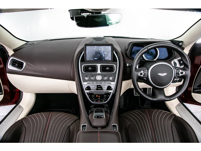 ASTON MARTIN ASTON MARTIN open 2019