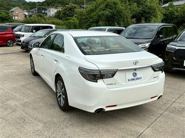 TOYOTA MARK X 2017