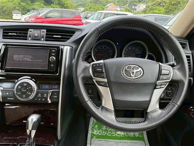 TOYOTA MARK X 2017