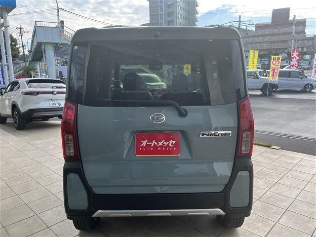 DAIHATSU TANTO FAN CROSS 2022