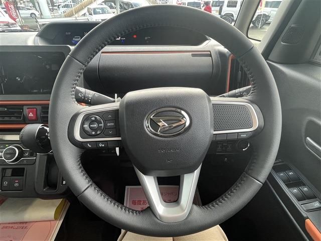 DAIHATSU TANTO FAN CROSS 2022