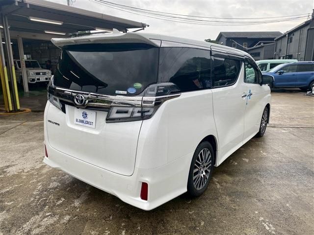 TOYOTA VELLFIRE 2019