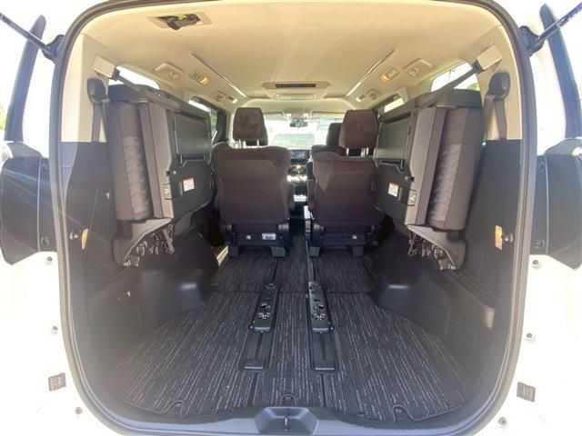 TOYOTA VELLFIRE 2019