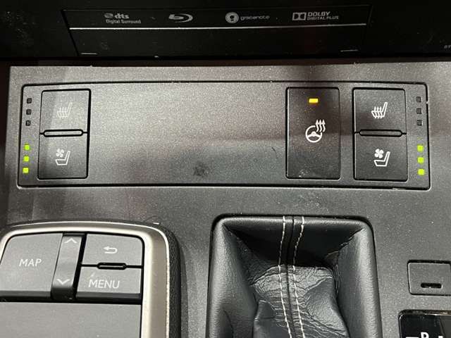 TOYOTA LEXUS IS200t 2017