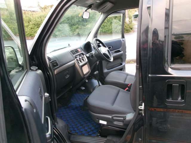 HONDA VAMOS HOBIO VAN 4WD 2013