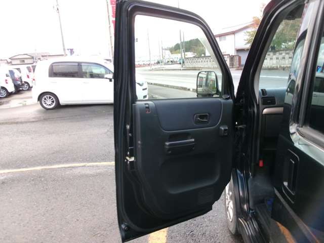 HONDA VAMOS HOBIO VAN 4WD 2013