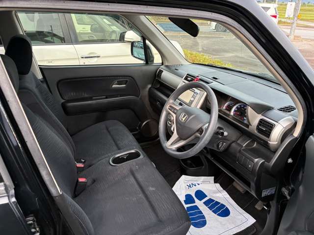 HONDA ZEST SPARK 2012