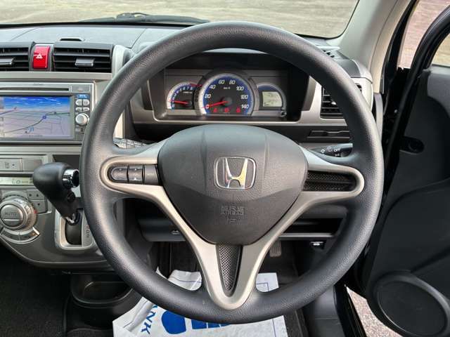 HONDA ZEST SPARK 2012