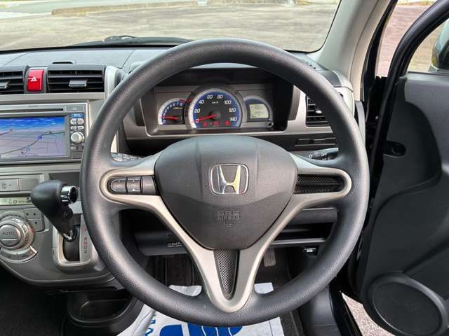 HONDA ZEST SPARK 2012