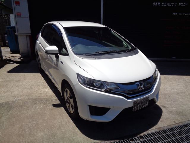 HONDA FIT HYBRID 2015
