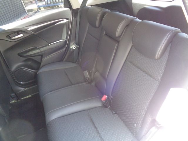 HONDA FIT HYBRID 2015