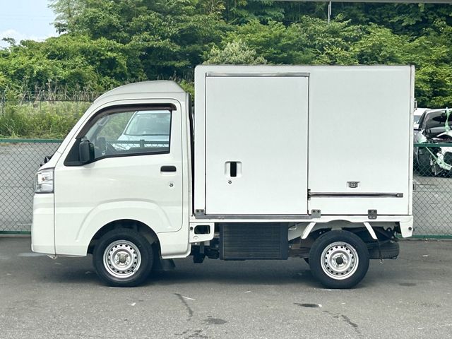DAIHATSU HIJET truck 2018