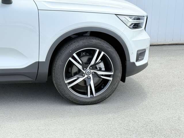 VOLVO VOLVO XC40 2021