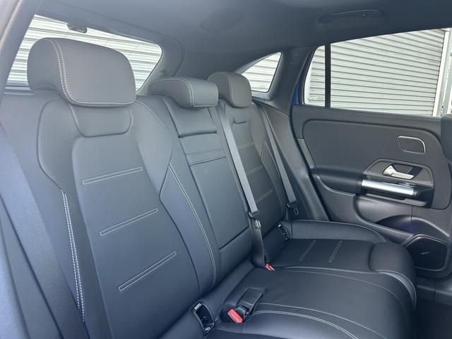 MERCEDES BENZ MERCEDES BENZ EQA 2024