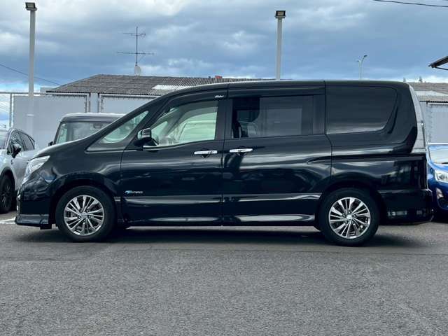 NISSAN SERENA  S-HYBRID 2014