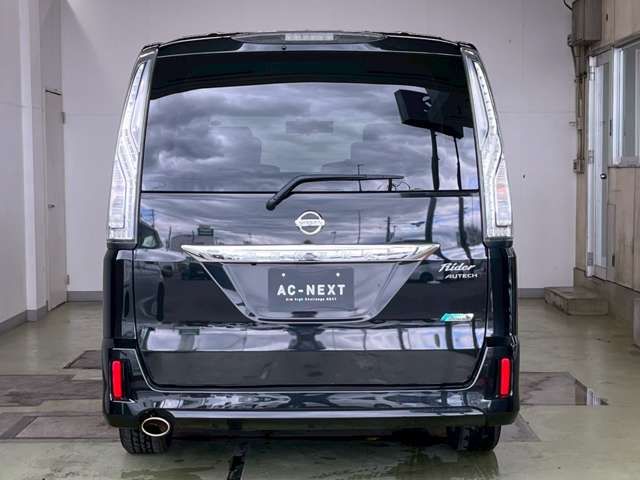 NISSAN SERENA  S-HYBRID 2014