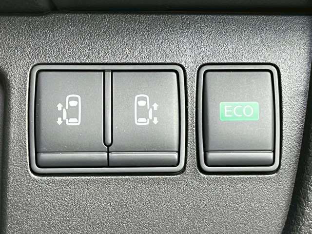 NISSAN SERENA  S-HYBRID 2014