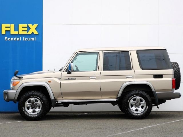 TOYOTA LANDCRUISER van 2015