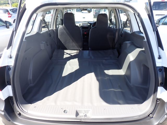 NISSAN NV150 AD 2WD 2021