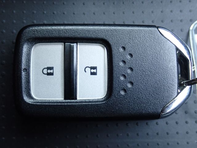 HONDA FIT e:HEV 2020