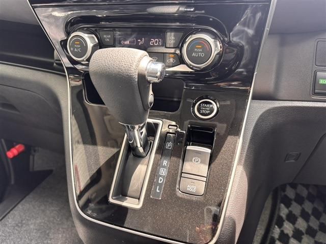 NISSAN SERENA  S-HYBRID 2021