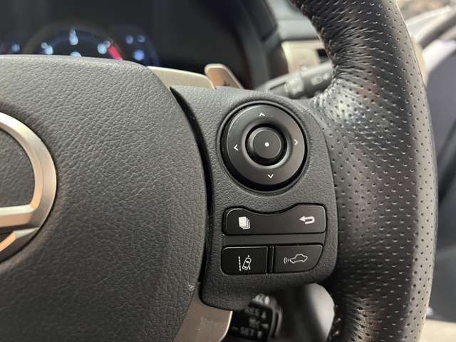 TOYOTA LEXUS IS200t 2016