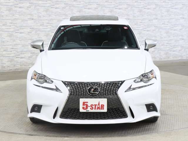 TOYOTA LEXUS IS200t 2016