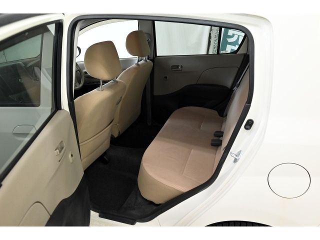 DAIHATSU MIRA 4WD 2010