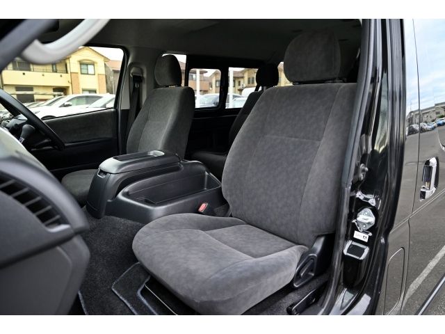 TOYOTA HIACE wagon 2023