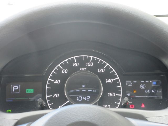 NISSAN NOTE 4WD 2019