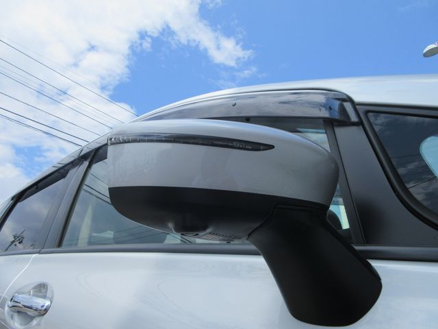 NISSAN NOTE 4WD 2019