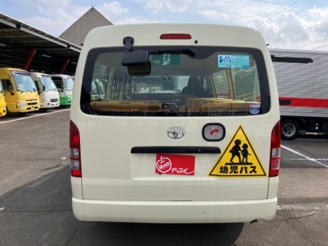 TOYOTA HIACE wagon 4WD 2014