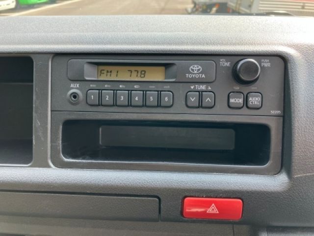 TOYOTA HIACE wagon 4WD 2014