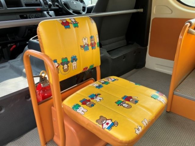 TOYOTA HIACE wagon 4WD 2014