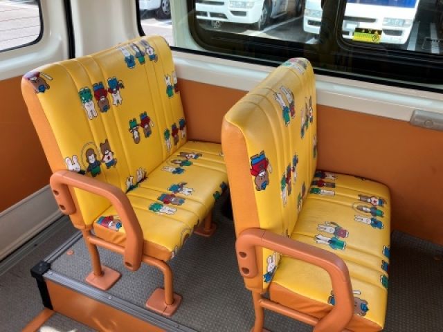 TOYOTA HIACE wagon 4WD 2014