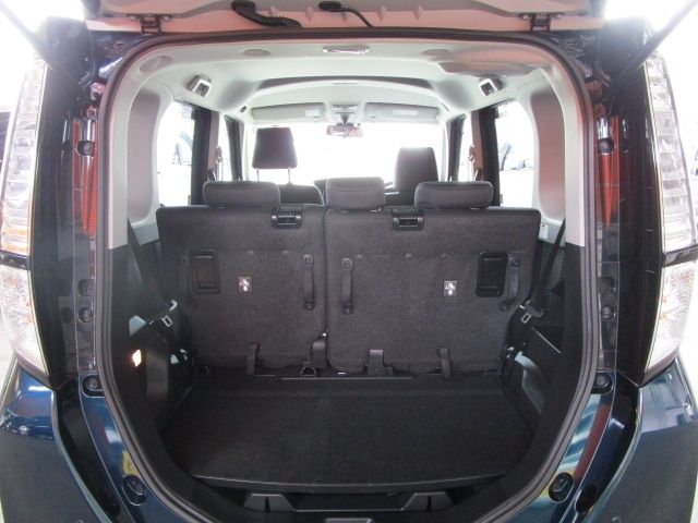 TOYOTA TANK 4WD 2018