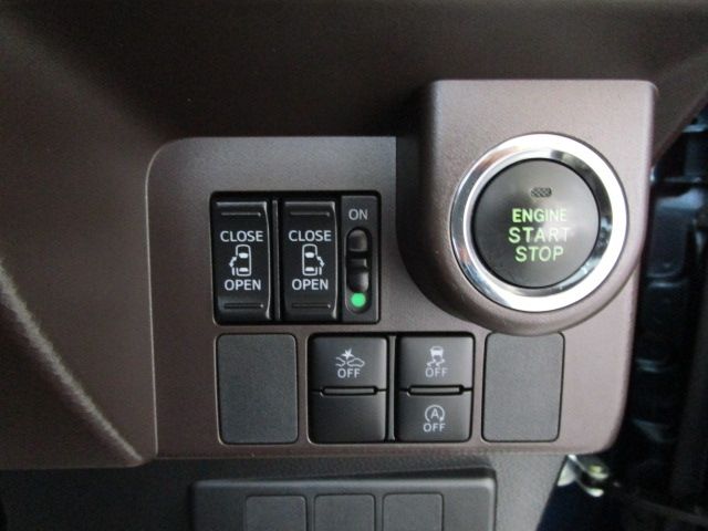 TOYOTA TANK 4WD 2018