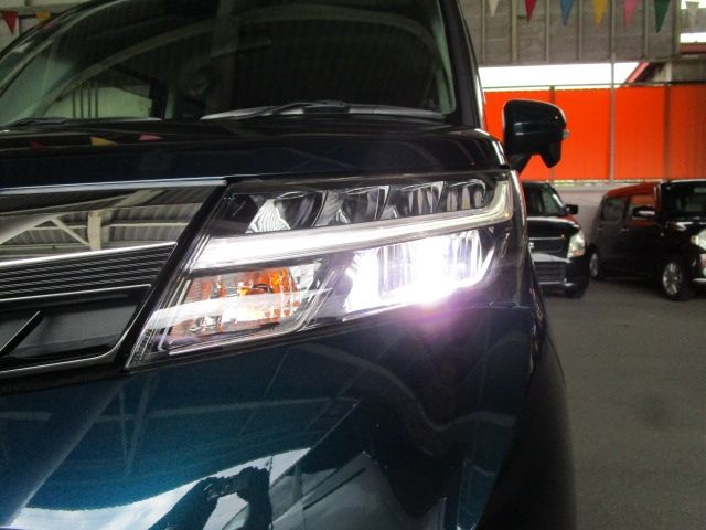 TOYOTA TANK 4WD 2018