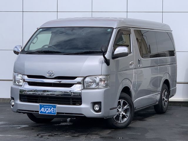 TOYOTA HIACE wagon 4WD 2014