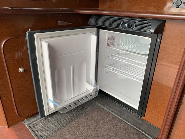 TOYOTA HIACE wagon 4WD 2014