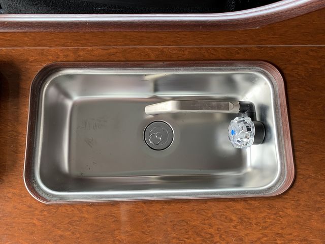 TOYOTA HIACE wagon 4WD 2014