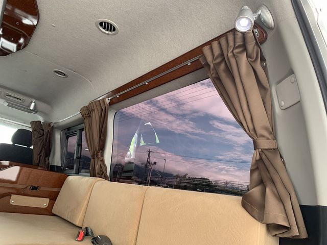 TOYOTA HIACE wagon 4WD 2014