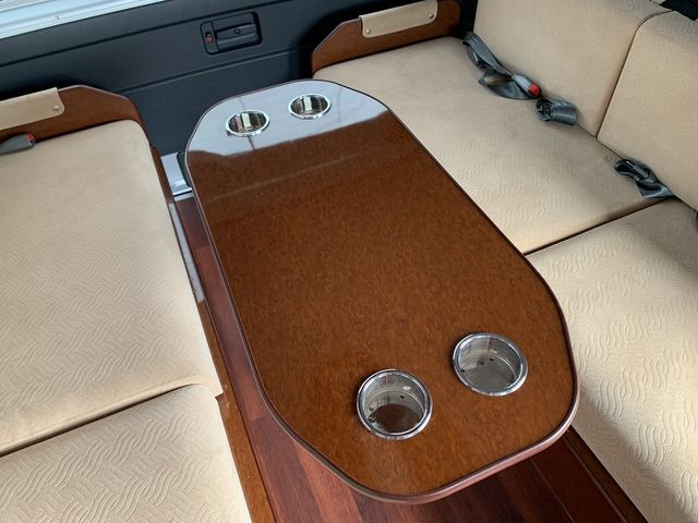 TOYOTA HIACE wagon 4WD 2014