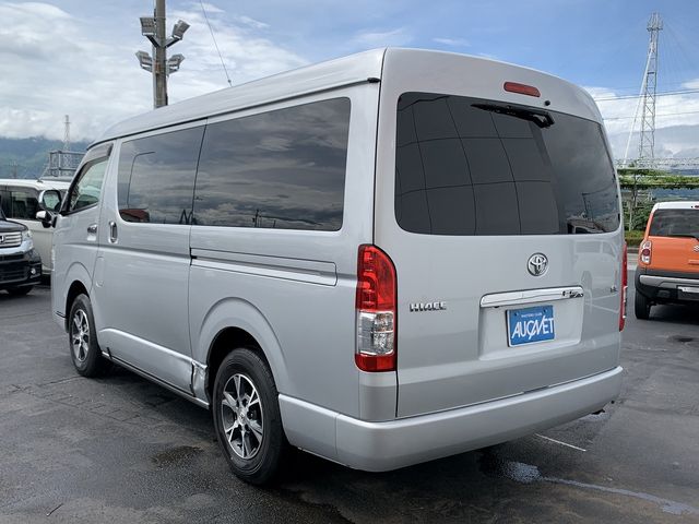 TOYOTA HIACE wagon 4WD 2014