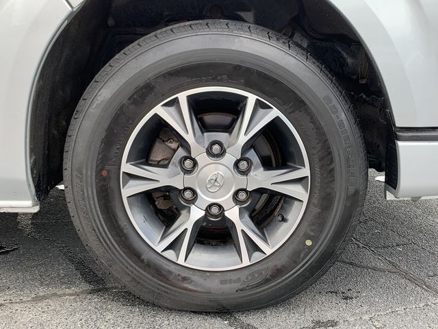 TOYOTA HIACE wagon 4WD 2014